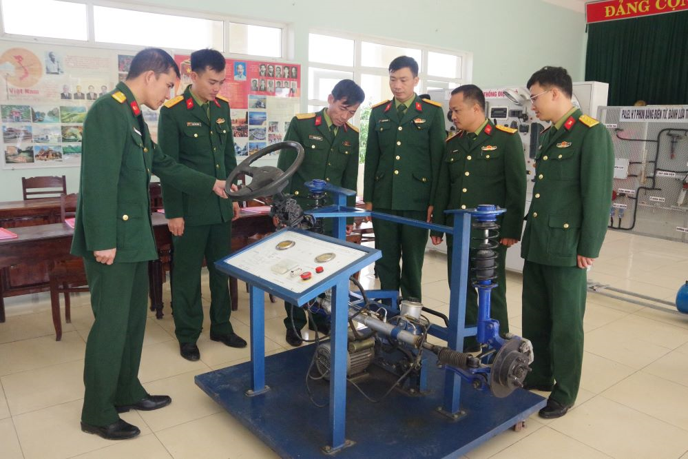 Sư đoàn 968 (Quân khu 4) tập huấn công tác hậu cần, kỹ thuật năm 2024